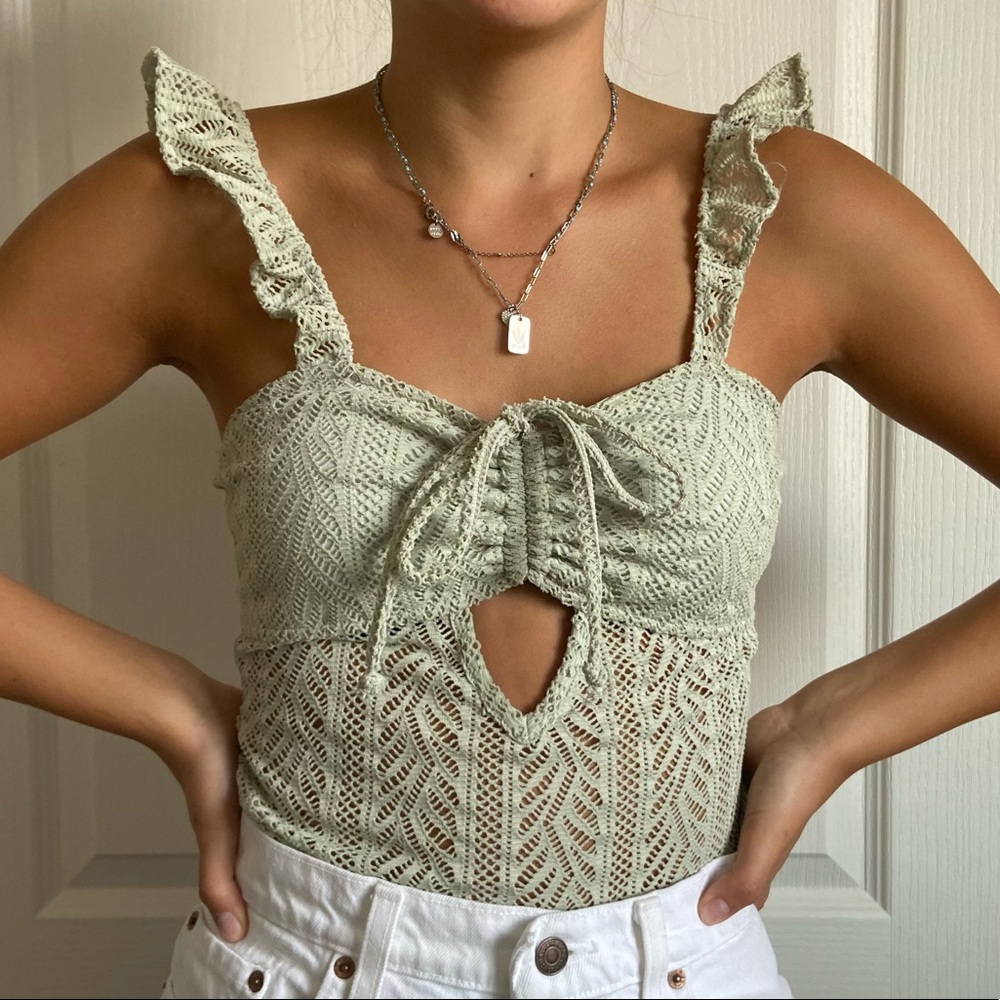 urban outfitters green crochet bodysuit